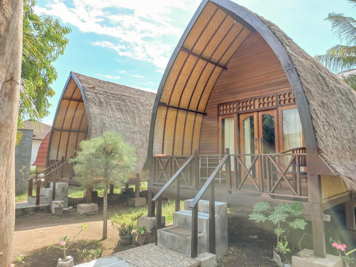 Nusa Indah Bungalows Гілі-Аїр Екстер'єр фото