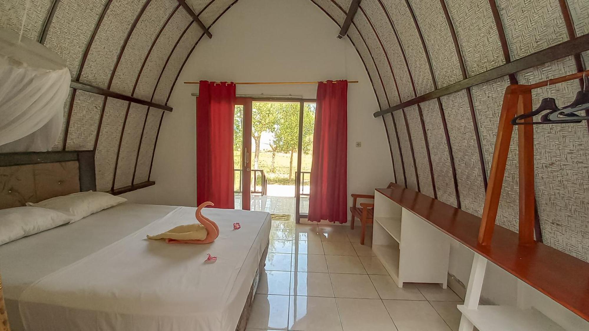 Nusa Indah Bungalows Гілі-Аїр Номер фото