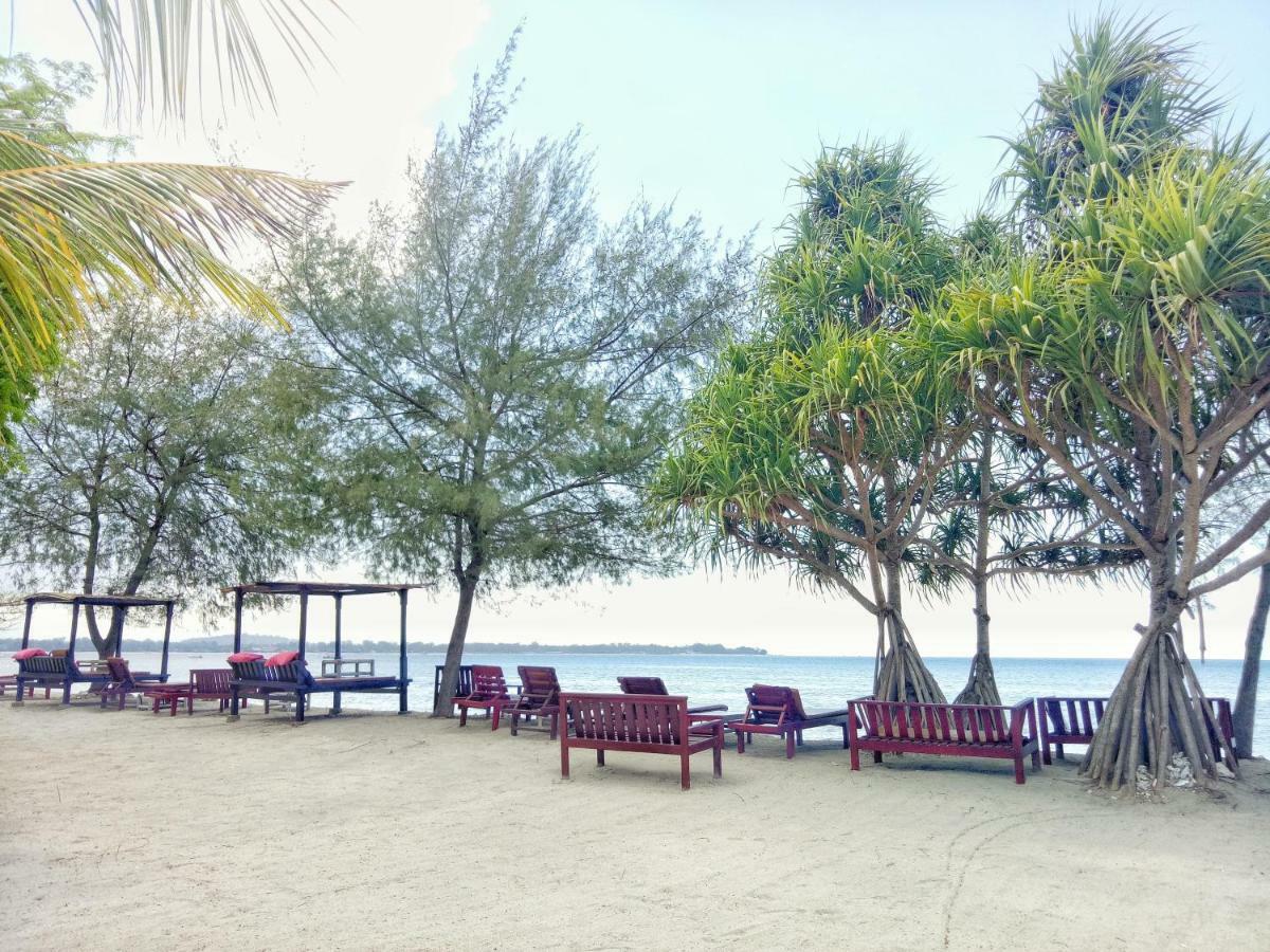 Nusa Indah Bungalows Гілі-Аїр Екстер'єр фото