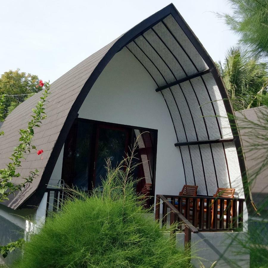 Nusa Indah Bungalows Гілі-Аїр Екстер'єр фото
